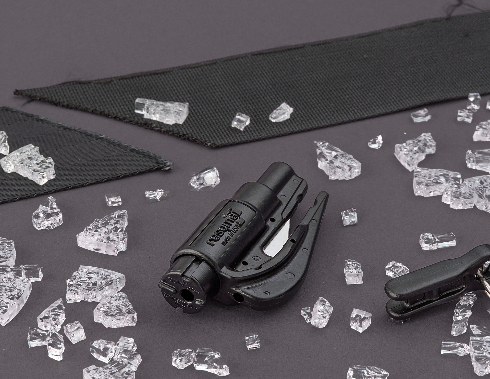 Car Escape Training Kit | Tempered Glass & Seatbelt