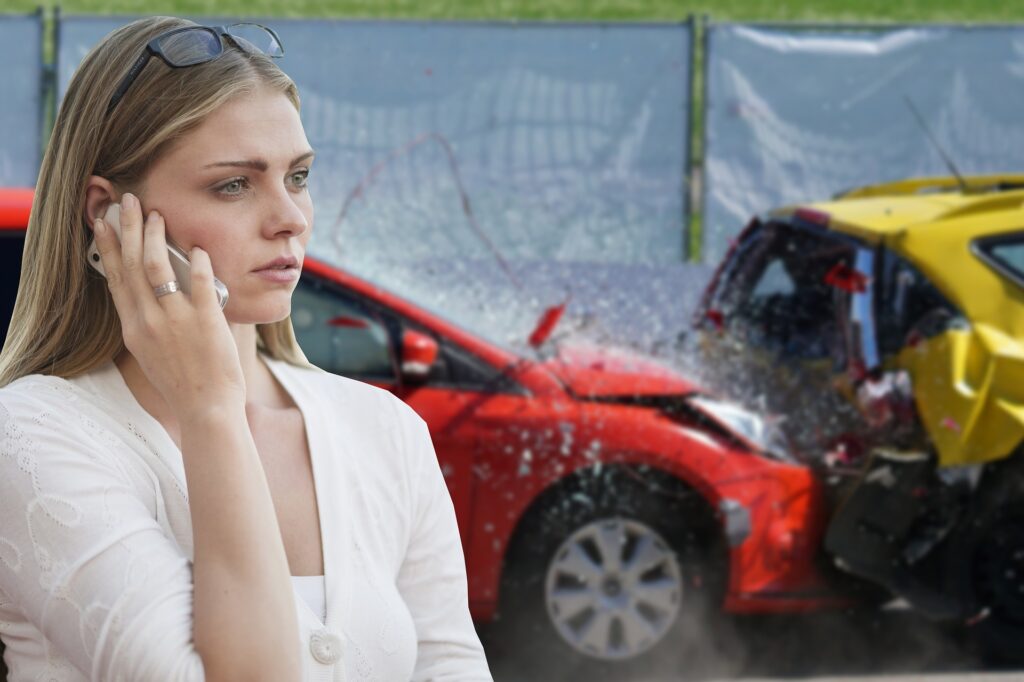 Women calling the police after a car accident. A frightening experience for anyone